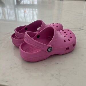 Girls Pink Crocs